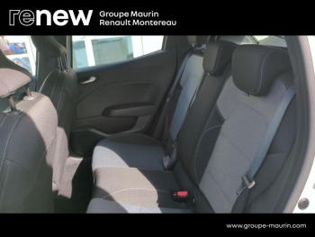 Photo 11 du bon plan RENAULT Clio 1.6 E-Tech 145ch full hybrid Evolution - 24 occasion à 18900 €