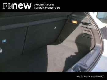 Photo 15 du bon plan RENAULT Clio 1.6 E-Tech 145ch full hybrid Evolution - 24 occasion à 18900 €