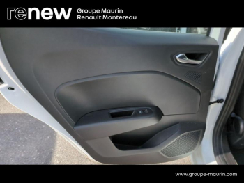 Photo 19 du bon plan RENAULT Clio 1.6 E-Tech 145ch full hybrid Evolution - 24 occasion à 18900 €