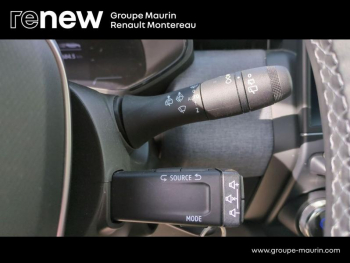 Photo 26 du bon plan RENAULT Clio 1.6 E-Tech 145ch full hybrid Evolution - 24 occasion à 18900 €