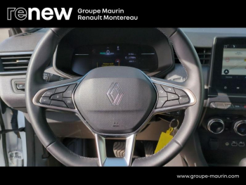 Photo 29 du bon plan RENAULT Clio 1.6 E-Tech 145ch full hybrid Evolution - 24 occasion à 18900 €