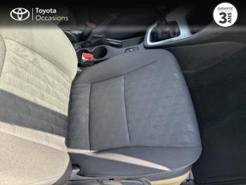 Photo 6 du bon plan TOYOTA Yaris 120 VVT-i Dynamic Business 5p MC24 occasion à 16990 €