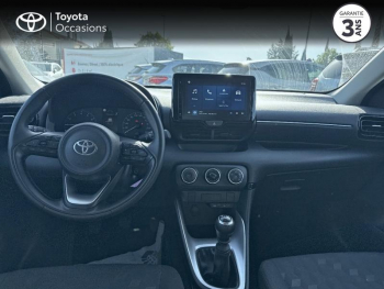 Photo 8 du bon plan TOYOTA Yaris 120 VVT-i Dynamic Business 5p MC24 occasion à 16990 €