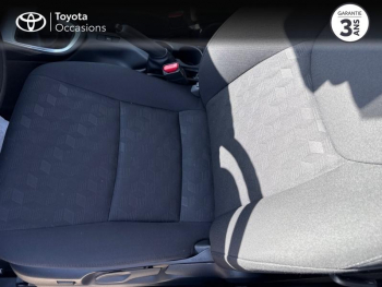 Photo 11 du bon plan TOYOTA Yaris 120 VVT-i Dynamic Business 5p MC24 occasion à 16990 €