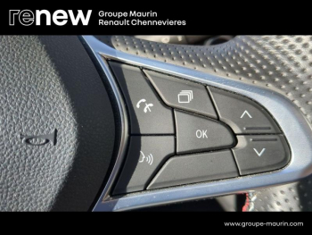 Photo 24 du bon plan RENAULT Arkana 1.6 E-Tech hybride 145ch RS Line Fast Track occasion à 24999 €