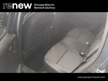 Photo 8 du bon plan RENAULT Clio 1.6 E-Tech hybride 140ch Intens -21N occasion à 16490 €