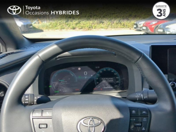 Photo 13 du bon plan TOYOTA C-HR 1.8 Hybride 140ch Design MY25 occasion à 29990 €
