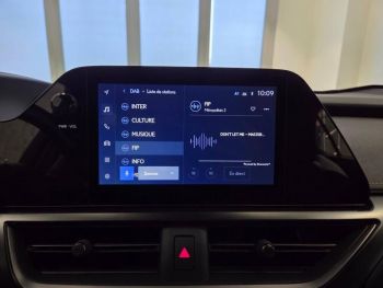 Photo 7 du bon plan LEXUS UX 250h Pack 2WD occasion à 26490 €