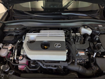 Photo 18 du bon plan LEXUS UX 250h Pack 2WD occasion à 26490 €