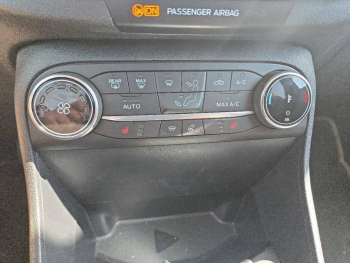 Photo 28 du bon plan FORD Fiesta 1.0 EcoBoost Hybrid 125ch Titanium Business 5p occasion à 14790 €