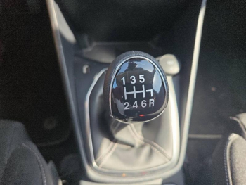 Photo 32 du bon plan FORD Fiesta 1.0 EcoBoost Hybrid 125ch Titanium Business 5p occasion à 14790 €