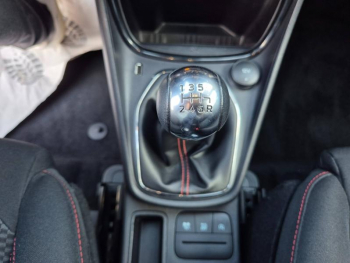 Photo 13 du bon plan FORD Puma 1.0 Flexifuel 125ch S&S mHEV ST-Line Design 3 occasion à 18490 €