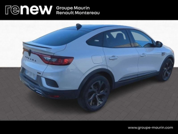 Photo 5 du bon plan RENAULT Arkana 1.6 E-Tech hybride 145ch Engineered -22 occasion à 21900 €