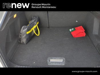 Photo 10 du bon plan RENAULT Arkana 1.6 E-Tech hybride 145ch Engineered -22 occasion à 21900 €