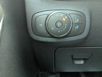 Photo 12 du bon plan FORD Fiesta 1.0 Flexifuel 95ch ST-Line 5p occasion à 16900 €