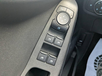 Photo 16 du bon plan FORD Fiesta 1.0 Flexifuel 95ch ST-Line 5p occasion à 16900 €