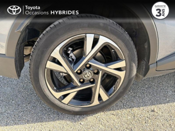 Photo 16 du bon plan TOYOTA C-HR 1.8 Hybride 122ch Design E-CVT occasion à 23990 €