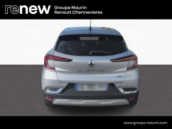 Photo 6 du bon plan RENAULT Captur 1.6 E-Tech hybride 145ch Intens -21 occasion à 18999 €