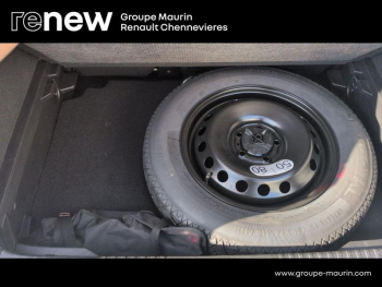 Photo 14 du bon plan RENAULT Captur 1.6 E-Tech hybride 145ch Intens -21 occasion à 18999 €