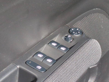 Photo 18 du bon plan CITROEN C3 Aircross PureTech 110ch S&S Shine occasion à 8990 €