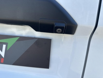 Photo 9 du bon plan FORD Transit Custom Kombi 320 L1H1 1.0 EcoBoost 120ch pHEV Trend Business occasion à 35990 €