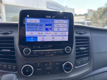 Photo 19 du bon plan FORD Transit Custom Kombi 320 L1H1 1.0 EcoBoost 120ch pHEV Trend Business occasion à 35990 €