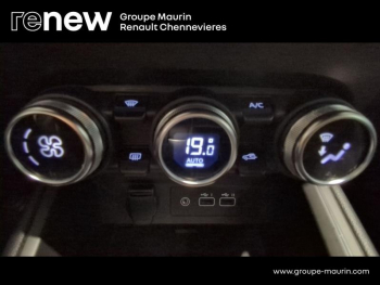 Photo 31 du bon plan RENAULT Clio 1.6 E-Tech 145ch full hybrid Techno - 24 occasion à 20499 €