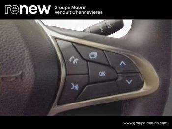 Photo 38 du bon plan RENAULT Clio 1.6 E-Tech 145ch full hybrid Techno - 24 occasion à 20499 €