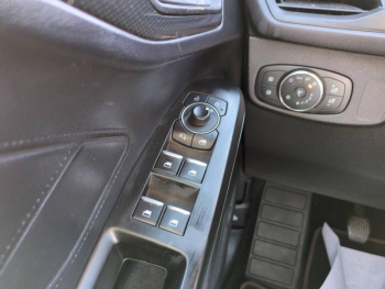 Photo 14 du bon plan FORD Focus 1.0 Flexifuel mHEV 125ch ST-Line X occasion à 19490 €