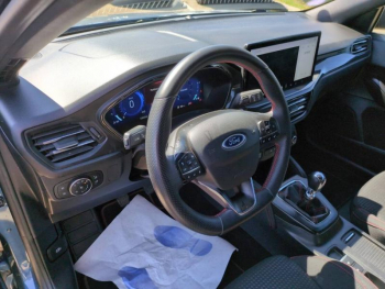 Photo 15 du bon plan FORD Focus 1.0 Flexifuel mHEV 125ch ST-Line X occasion à 19490 €