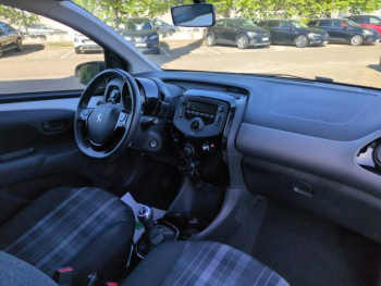 Photo 15 du bon plan PEUGEOT 108 VTi 72 Style 3p occasion à 7590 €