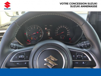 Photo 15 du bon plan SUZUKI Swift 1.2 Hybrid 83ch Pack AllGrip occasion à 18990 €
