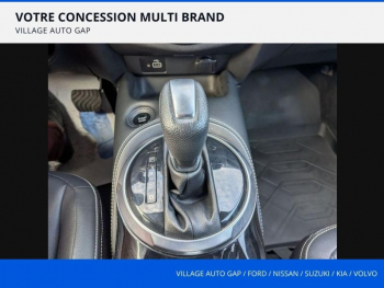 Photo 18 du bon plan NISSAN Juke 1.6 Hybrid 143ch Première Edition 2023 occasion à 21990 €