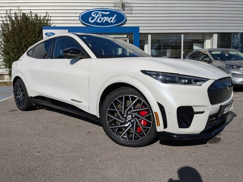 Bon plan FORD Mustang Mach-E 487ch Extended Range 99kWh AWD GT occasion à 41990 €