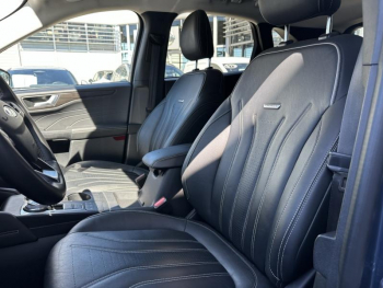 Photo 10 du bon plan FORD Kuga 2.5 Duratec 190ch FHEV E85 Vignale BVA occasion à 25490 €