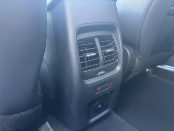 Photo 25 du bon plan FORD Kuga 2.5 Duratec 190ch FHEV E85 Vignale BVA occasion à 25490 €