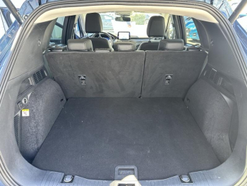 Photo 28 du bon plan FORD Kuga 2.5 Duratec 190ch FHEV E85 Vignale BVA occasion à 25490 €