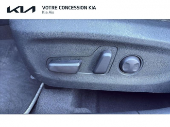 Photo 17 du bon plan KIA Niro 1.6 GDi 105ch ISG + électrique 43.5ch Design DCT6 occasion à 18990 €
