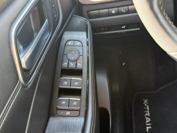 Photo 15 du bon plan NISSAN X-Trail e-4orce 213ch Tekna+ 7 places occasion à 37290 €