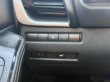 Photo 16 du bon plan NISSAN X-Trail e-4orce 213ch Tekna+ 7 places occasion à 37290 €