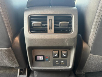 Photo 25 du bon plan NISSAN X-Trail e-4orce 213ch Tekna+ 7 places occasion à 37290 €