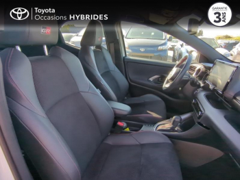 Photo 6 du bon plan TOYOTA Yaris 116h GR Sport 5p MY22 occasion à 20990 €