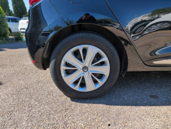 Photo 12 du bon plan RENAULT Clio 1.2 16v 75ch Limited 5p occasion à 9990 €