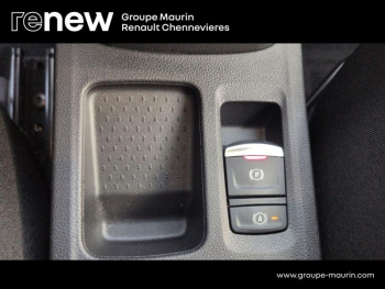 Photo 34 du bon plan RENAULT Captur 1.6 E-Tech hybride 145ch Techno occasion à 19999 €