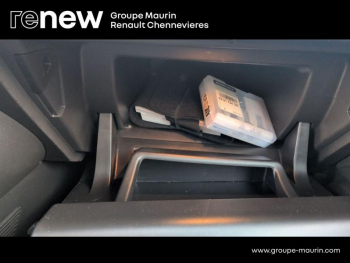 Photo 39 du bon plan RENAULT Captur 1.6 E-Tech hybride 145ch Techno occasion à 19999 €