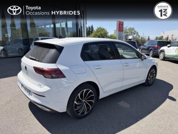 Photo 18 du bon plan VOLKSWAGEN Golf 1.0 eTSI OPF 110ch Active DSG7 occasion à 20990 €