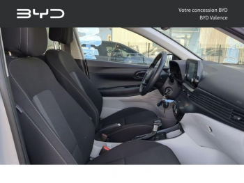 Photo 18 du bon plan HYUNDAI i20 1.0 T-GDi 100ch Hybrid Intuitive DCT-7 occasion à 16990 €