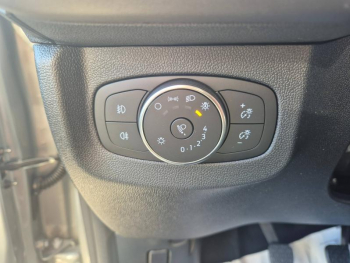 Photo 6 du bon plan FORD Tourneo Courier 1.0 EcoBoost 125ch S&S Titanium occasion à 24490 €