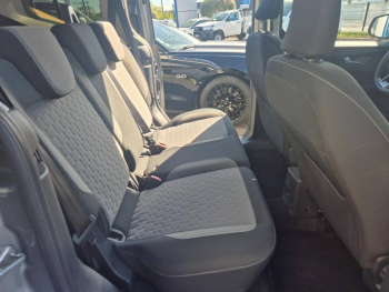Photo 11 du bon plan FORD Tourneo Courier 1.0 EcoBoost 125ch S&S Titanium occasion à 24490 €