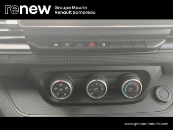 Photo 25 du bon plan RENAULT Trafic Combi L1 2.0 Blue dCi 150ch S&S Zen 8 places occasion à 27900 €